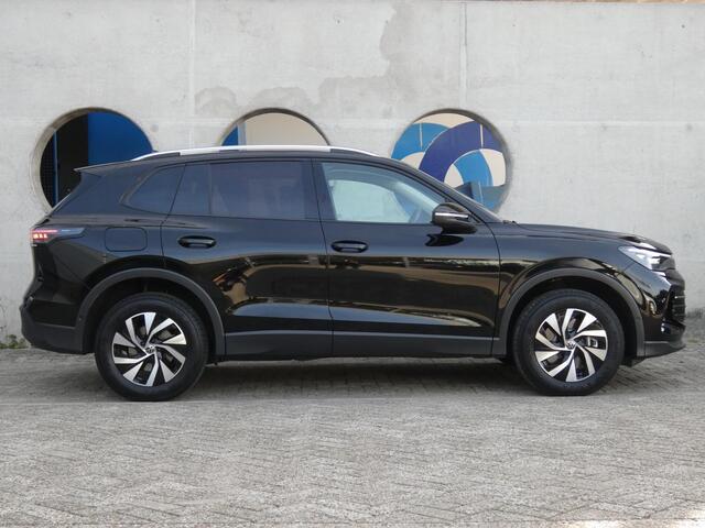 Volkswagen TIGUAN 1.5 eHybrid Life Edition | TREKHAAK | APPLE CARPLAY | NAVIGATIE |