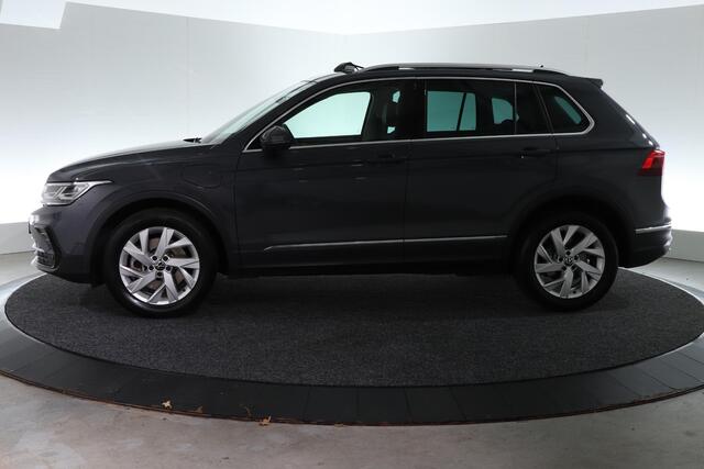 Volkswagen TIGUAN 1.4 TSI eHybrid Elegance | SCHUIF - KANTEL | LEDER | STOEL-STUURVERW. | CARPLAY |
