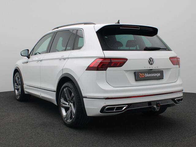Volkswagen TIGUAN 1.5 TSI R-Line Business+ 150PK DSG Trekhaak, Matrix LED Verlichting, 19" LM Velgen, Navi, Keyless, Stoelverwarming