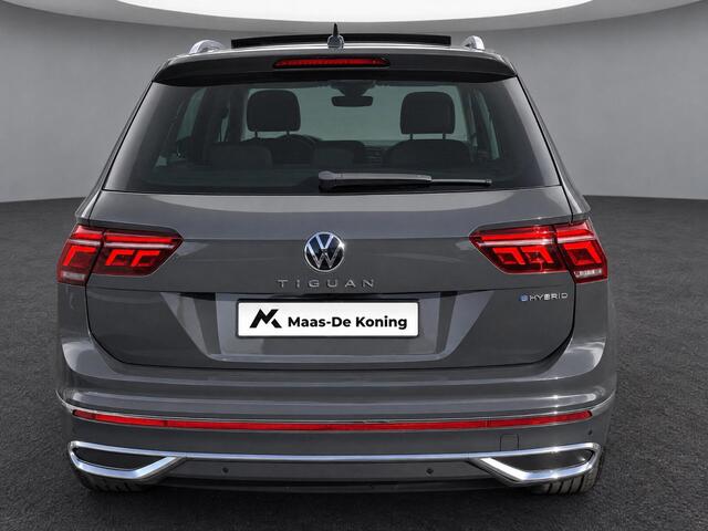 Volkswagen TIGUAN 1.4TSIeHybrid 180kW/245PK Elegance · Panoramadak · Camera + Parkeersensoren · Navigatie · Apple/Android Car Play ·