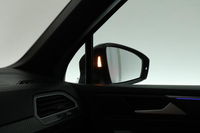 Volkswagen TIGUAN 1.4 TSI 245pk eHybrid R-Line Business Trekhaak Stoelverwarming Virtual Cockpit Navigatie