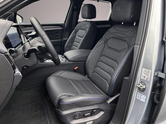 Volkswagen TOUAREG R 3.0 TSI eHybrid 462pk Tiptronic Trekhaak, Luchtvering, Panoramadak, Adaptive cruise control, Elektrische achterklep, LED matrix koplampen, 360 camera, Lederen bekleding