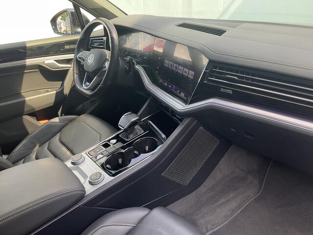Volkswagen TOUAREG 3.0 TSI 4MOTION R 462PK PHEV Pano Elek.Trekhaak [3500KG] Luchtvering Matrix Memory VOL!