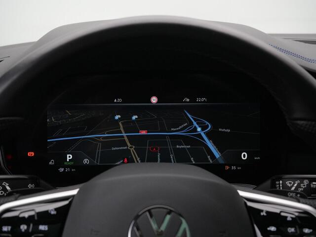 Volkswagen TOUAREG R 3.0 TSi 462 pk tiptronic eHybrid 4MOTION | Panoramadak | Trekhaak | Puglia leder | Head-up display | Stoelventilatie | Geheugenstoel