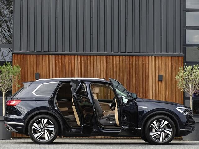 Volkswagen TOUAREG 3.0 V6 TSI 381PK eHybrid / panoramadak / 360° / IQ