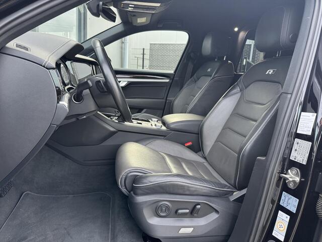 Volkswagen TOUAREG 3.0 TDI R-Line V6 | Grijs kenteken | 3500 kg Trekgewicht | Luchtvering | Trekhaak