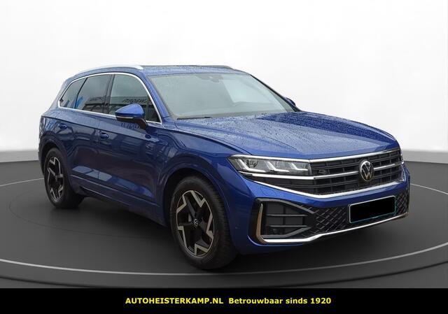 Volkswagen TOUAREG 3.0 TDI R-Line Grijs Kenteken ACC Stoelkoeling Luchtvering Trekhaak Head-Up