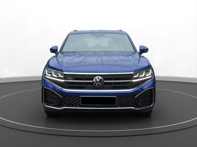 Volkswagen TOUAREG 3.0 TDI R-Line Grijs Kenteken ACC Stoelkoeling Luchtvering Trekhaak Head-Up