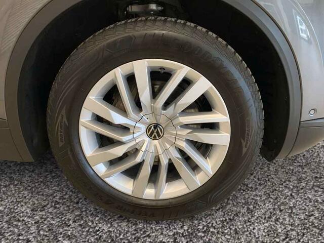 Volkswagen TOUAREG 3.0 TDI Grijs Kenteken ACC Luchtvering Comfortstoelen Trekhaak