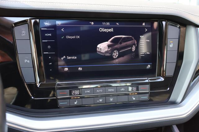 Volkswagen TOUAREG 3.0 TDI 4MOTION | Panoramadak | Winter Pakket | Leder | ACC | PDC | Navigatie |