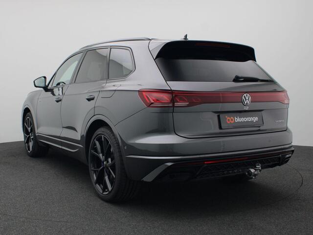 Volkswagen TOUAREG 3.0 TSi eHybrid 4MOTION R Final Edition 463PK DSG matrix led, trekhaak, panoramadak, 360gr. camera, leder, luchtvering, keyless, stuur-stoelverwarming, Dynaudio, head-up display, 22" lichtmetaal