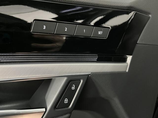 Volkswagen TOUAREG 3.0 TSi eHybrid 4MOTION Elegance / AUTOMAAT/ 381PK/ PANO/ TREKHAAK/ LUCHTVERING/ LEER/ MEMORY SEAT/ STOELVERWARM. V&A/ APP-CONNECT/ NAVI/ HEAD-UP DISPLAY