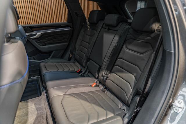 Volkswagen TOUAREG R eHybrid Massage Stoelventilatie Pano Leder 3.0 TSi eHybrid 4MOTION R