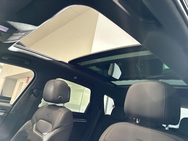 Volkswagen TOUAREG 3.0 TSI 462pk DSG 4MOTION R-Line · Camera · Luchtvering · Panoramadak · Wegklapbare Trekhaak · Keyless · Elek. Achterklep · Leder · Apple/Android Car Play ·