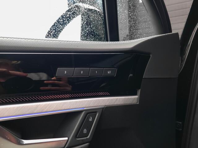 Volkswagen TOUAREG 3.0 TSi eHybrid 4M | 22" | Pano | Dynaudio | Luchtv. | All Black | Memory |