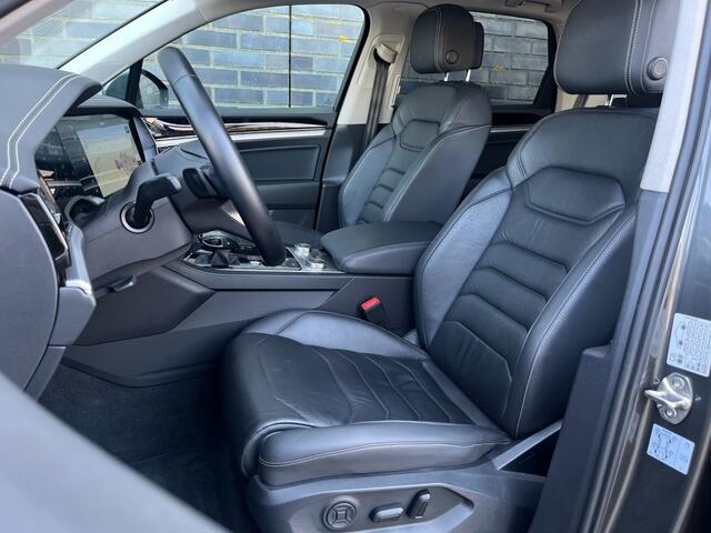 Volkswagen TOUAREG 3.0 TSi eHybrid 4MOTION Bj 2021 km 48.000 nap 1e eigenaar