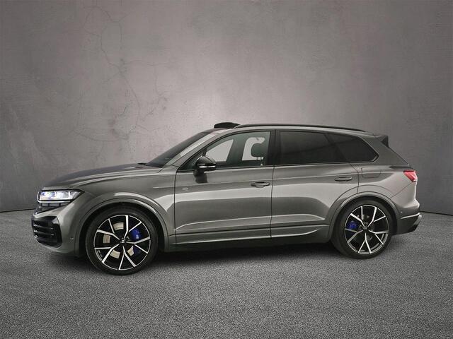 Volkswagen TOUAREG R Edition 3.0 TSI eHybrid 462pk Tiptronic Trekhaak, Luchtvering, Lederen bekleding, Panoramadak, Adaptive cruise control, Elektrische achterklep, LED matrix koplampen