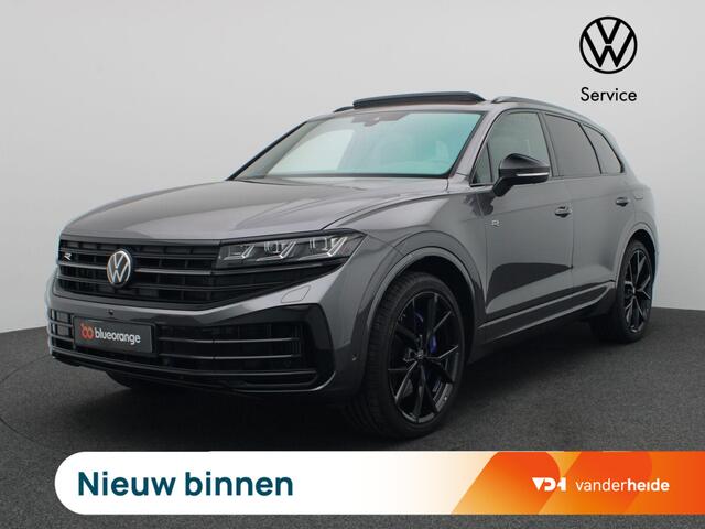 Volkswagen TOUAREG 3.0 TSi eHybrid 4MOTION R Edition 462PK Aut. matrix led, trekhaak, panoramadak, 360gr. camera, leder, luchtvering, keyless, stuur-stoelverwarming, Dynaudio, head-up display, 22" lichtmetaal