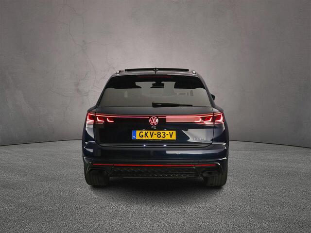 Volkswagen TOUAREG R 3.0 TSI eHybrid 462pk Tiptronic Trekhaak, Lederen bekleding, Luchtvering, Panoramadak, Adaptive cruise control, 360 camera, Elektrische achterklep
