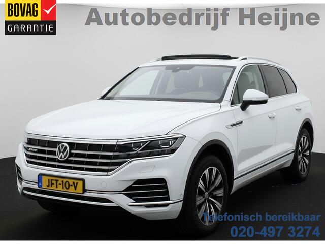 Volkswagen TOUAREG 3.0 TSi eHybrid ATMOSPHERE 4MOTION TREKHAAK/HEAD-UP/PANORAMADAK
