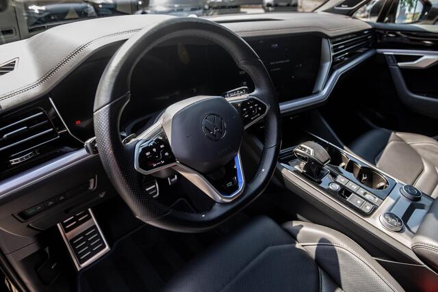 Volkswagen TOUAREG 3.0 TSi eHybrid 4MOTION R-LINE