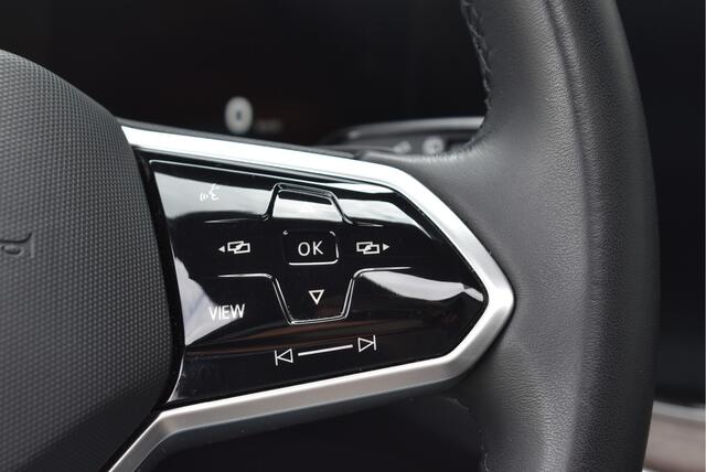 Volkswagen TOUAREG 3.0 TSi eHybrid 4MOTION FACELIFT, Panorama, Luchtvering, IQ Light, Adaptive, Memory, Stoelkoeling/verwarming