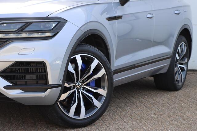 Volkswagen TOUAREG 3.0 TSi eHybrid 4MOTION Elegance Black Style 367pk