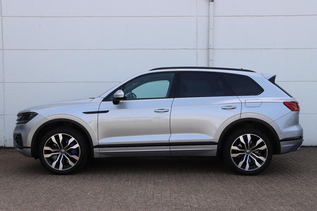 Volkswagen TOUAREG 3.0 TSi eHybrid 4MOTION Elegance Black Style 367pk