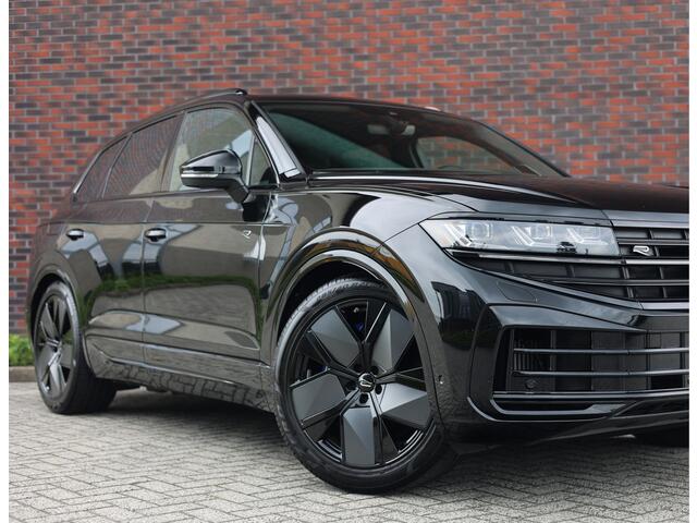 Volkswagen TOUAREG 3.0 TSi eHybrid 4MOTION R | Pano - DYNAUDIO