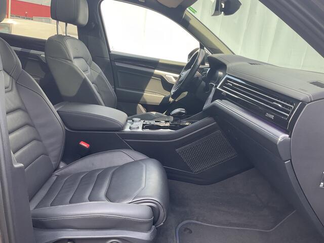 Volkswagen TOUAREG 3.0 TSI 4MOTION R 462PK PHEV Pano Elek.Trekhaak [3500KG] Luchtvering Matrix Memory VOL!