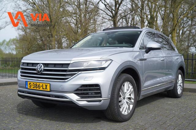 Volkswagen TOUAREG 3.0 TSi V6 | 4MOTION R-line | Pano | Leder | Virtual | ACC | Full Options