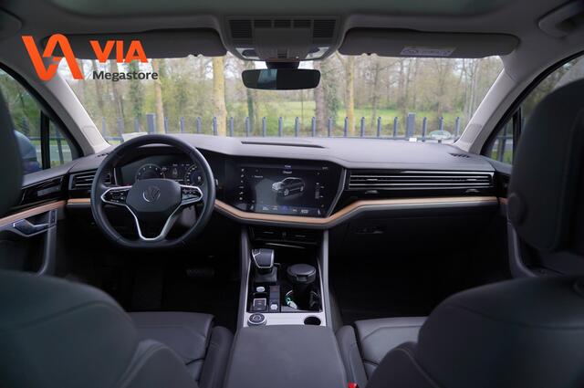 Volkswagen TOUAREG 3.0 TSi V6 | 4MOTION R-line | Pano | Leder | Virtual | ACC | Full Options