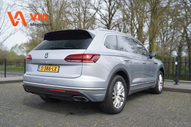 Volkswagen TOUAREG 3.0 TSi V6 | 4MOTION R-line | Pano | Leder | Virtual | ACC | Full Options