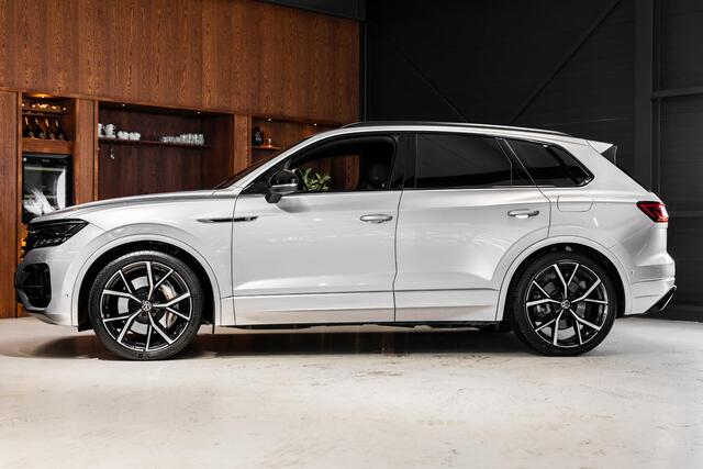Volkswagen TOUAREG 3.0 TSi 4MOTION R Pano | Trekhaak