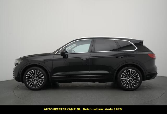 Volkswagen TOUAREG 3.0 TSi eHybrid 4MOTION Elegance Head-Up Stoelkoeling Massage Panoramadak Trekhaak Luchtvering