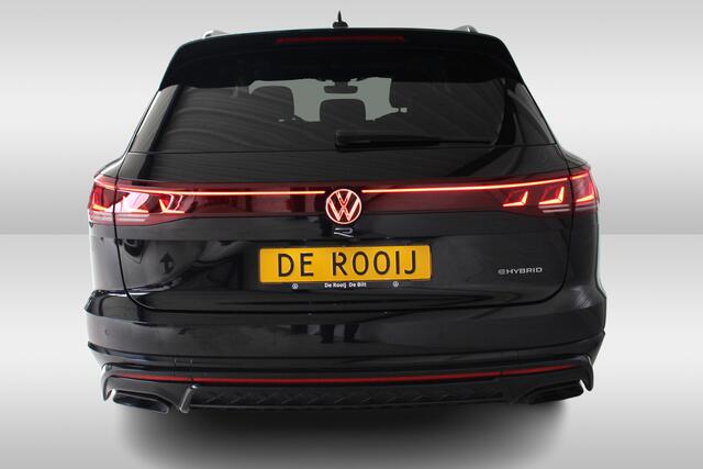 Volkswagen TOUAREG 3.0 TSi R 4-Motion 462 PK | Panoramadak | Head-Up display | Climate Seats | Keyless | Dynaudio | Matrix Led