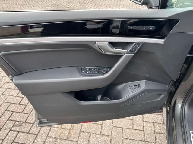 Volkswagen TOUAREG 3.0 tdi R-line - Grijs kenteken - Trekhaak - 231PK