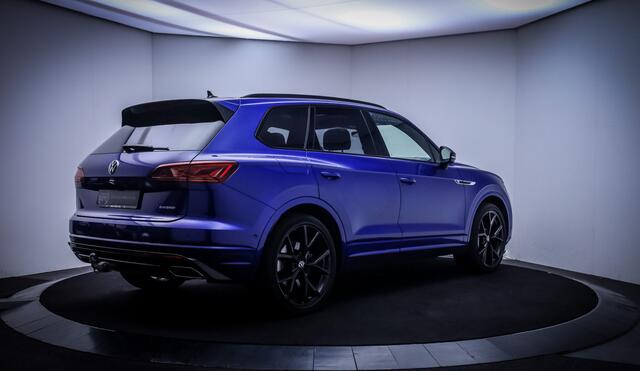 Volkswagen TOUAREG 3.0 eHybrid R 4MOTION 462PK PANO | HEAD UP | DYNAUDIO | MEMORY | 360 CAM | ACC | STOELCLIMA | LUCHTVERING | ELEK TREKHAAK | ACC | FULL LED | LMV 22''