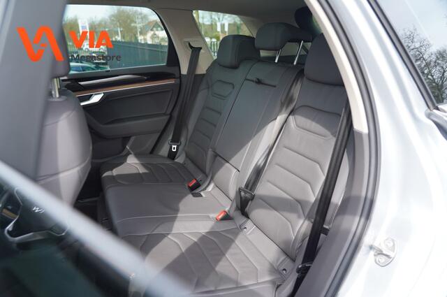 Volkswagen TOUAREG 3.0 TSi V6 | Black Edition | 4MOTION R-line velgen | Pano | Leder | Virtual | ACC | Full Options | Beurt gehad.