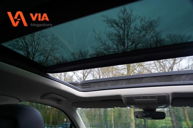 Volkswagen TOUAREG 3.0 TSi V6 | Black Edition | 4MOTION R-line velgen | Pano | Leder | Virtual | ACC | Full Options | Beurt gehad.