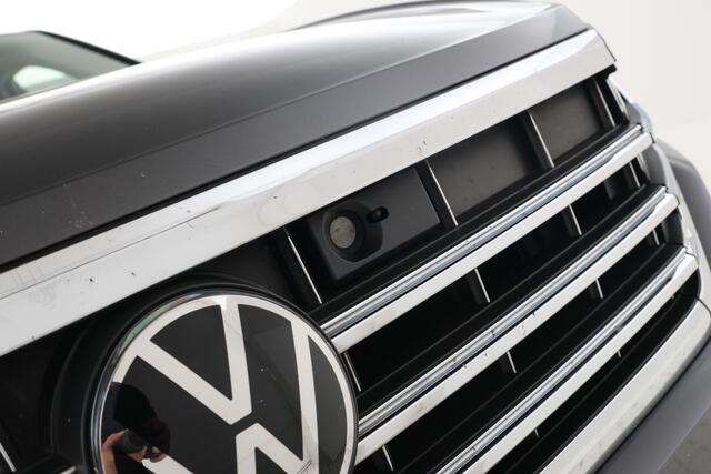 Volkswagen TOUAREG 3.0 TSi eHybrid 4MOTION Panorama, 360 Camera, Digital dash!