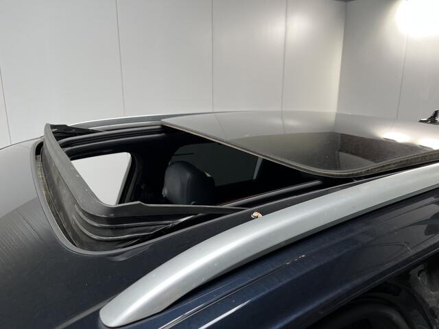 Volkswagen TOUAREG 3.0 TSi eHybrid 4MOTION Elegance / AUTOMAAT/ 381PK/ PANO/ TREKHAAK/ LEER/ LUCHTVERING/ APP-CONNECT/ PARK.SENSOR. + 360 CAMERA/ STUUR+STOELVERWARM./ MEMORY + MASSAGE/ DCC/ ACC/ ELEK.ACHTERKLEP/ HEAD-UP/ NAVI/ DAB