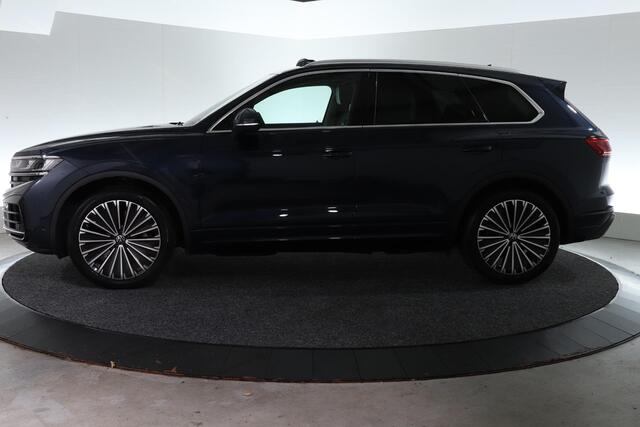 Volkswagen TOUAREG 3.0 TSi eHybrid 4MOTION Elegance | TREKHAAK | 360 CAMERA | LUCHTVERING | CARPLAY |