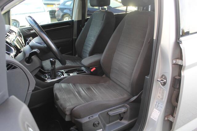 Volkswagen TOURAN 1.2 TSI Highline 7p
