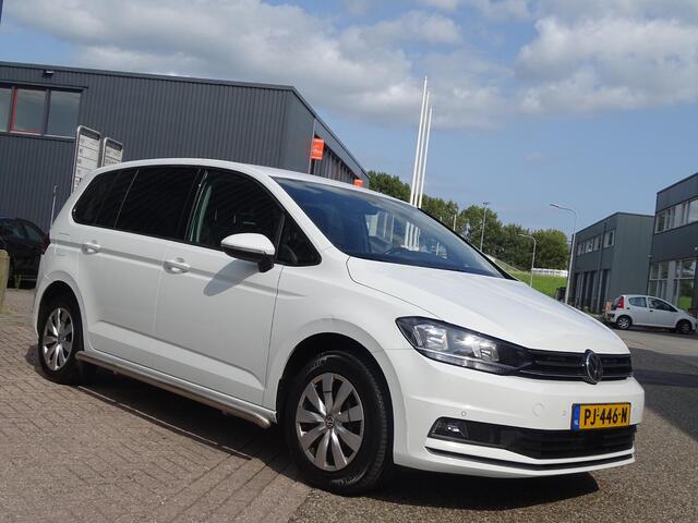 Volkswagen TOURAN 2.0 TDI SCR Comfortline AUTOMAAT| NAVIGATIE| PARKEER SENSOREN| AIRCO/ECC|CRUISE CONTROL|