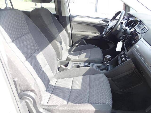 Volkswagen TOURAN 2.0 TDI SCR Comfortline AUTOMAAT| NAVIGATIE| PARKEER SENSOREN| AIRCO/ECC|CRUISE CONTROL|