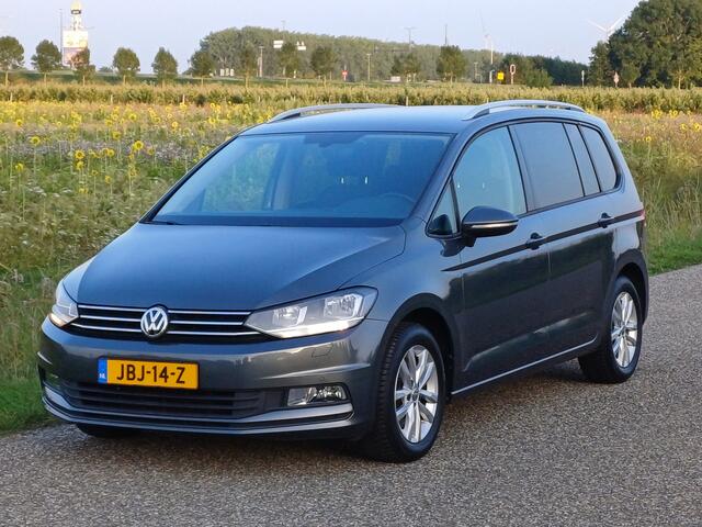 Volkswagen TOURAN 1.2 TSI Comfortline 7p/ Cruise / Navigatie/ Clima