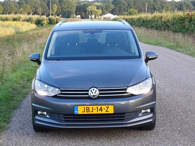 Volkswagen TOURAN 1.2 TSI Comfortline 7p/ Cruise / Navigatie/ Clima