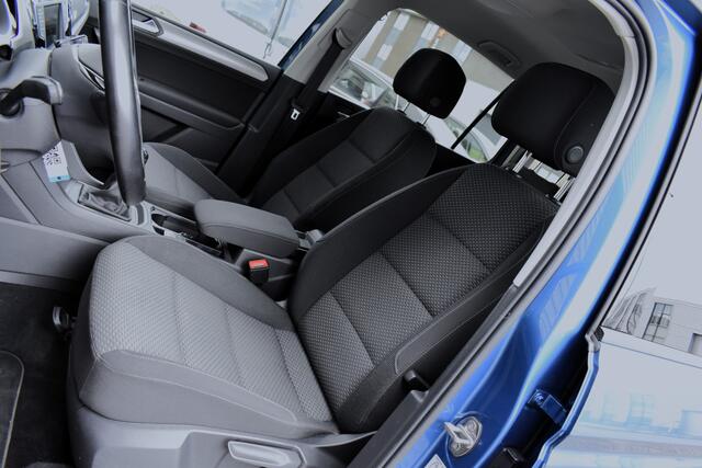 Volkswagen TOURAN 1.2 TSI Comfortline Business Navi - Cruise - Clima - Stoelverw.