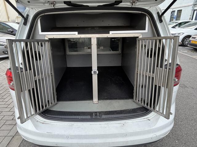 Volkswagen TOURAN 2.0 TDI AUTOMAAT / HONDENWAGEN / DEALER ONDERHOUDEN